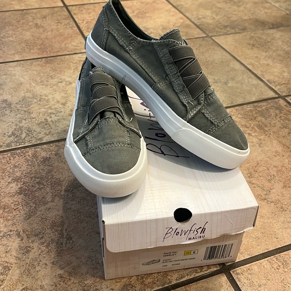 Blowfish Malibu Marley slip on tennis shoes